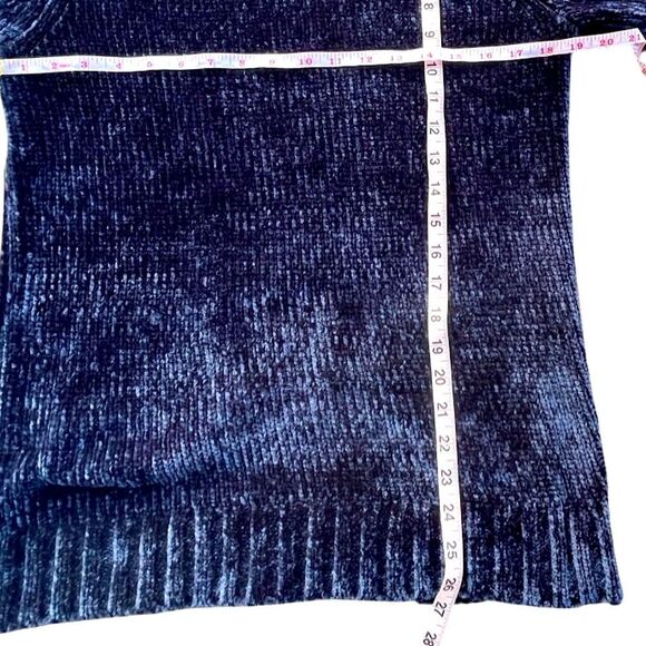 Orvis Navy Blue Chenille Crewneck Sweater Size S New without tags - Picture 8 of 11